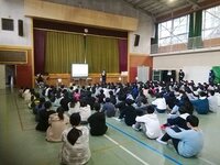 新入生授業見学.jpg