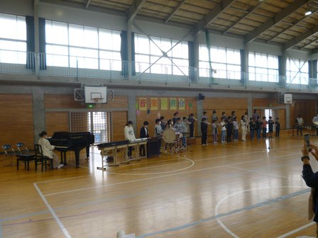 学級音楽発表会（6年）.jpg