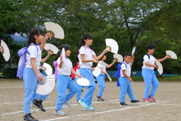 https://www.taiwa-tk.ed.jp/yoshida-e/839170be94a9c4dc002c320f4db7f892ce309d13.jpg