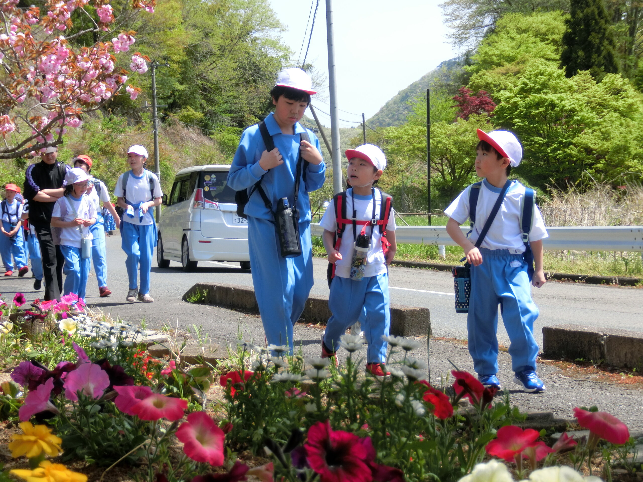 https://www.taiwa-tk.ed.jp/yoshida-e/files/a25d660009d60f4ab405eb6def4e6ce76ea893f7.JPG